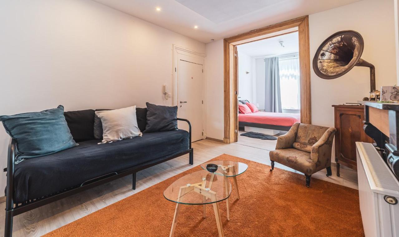 Lyves Apartment Liege Bagian luar foto