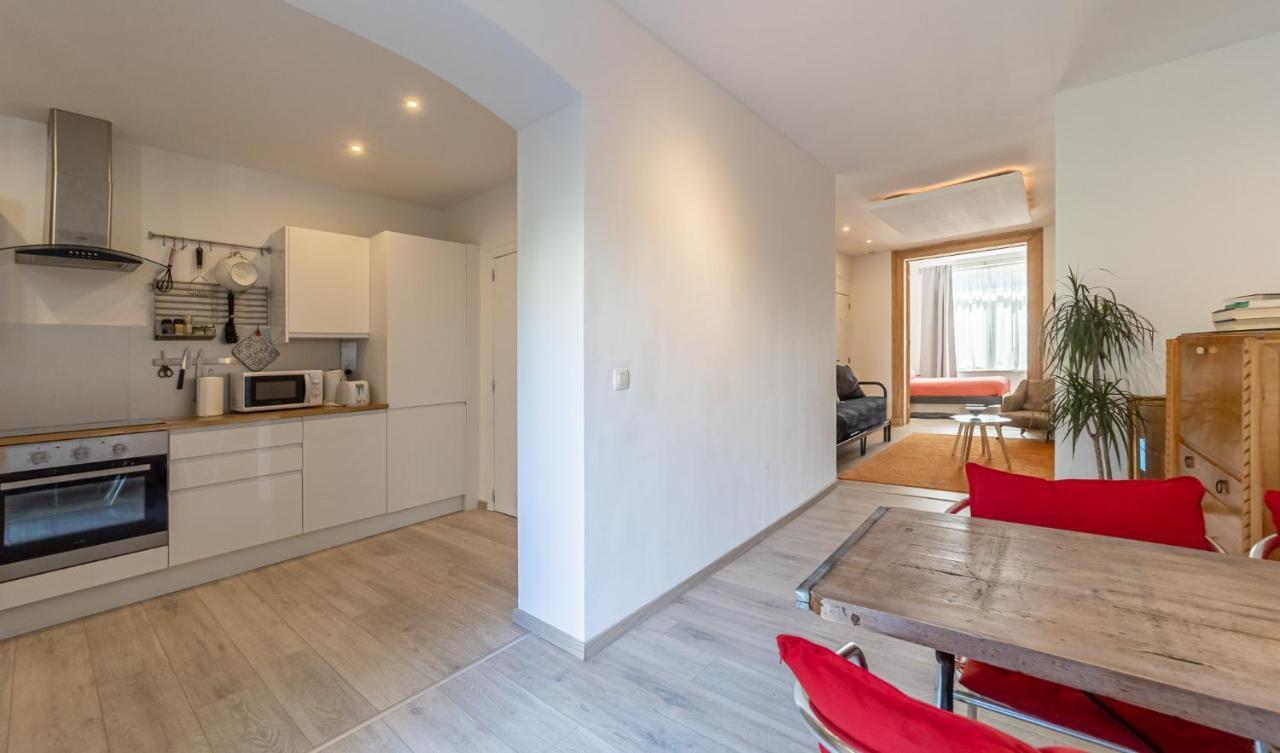 Lyves Apartment Liege Bagian luar foto