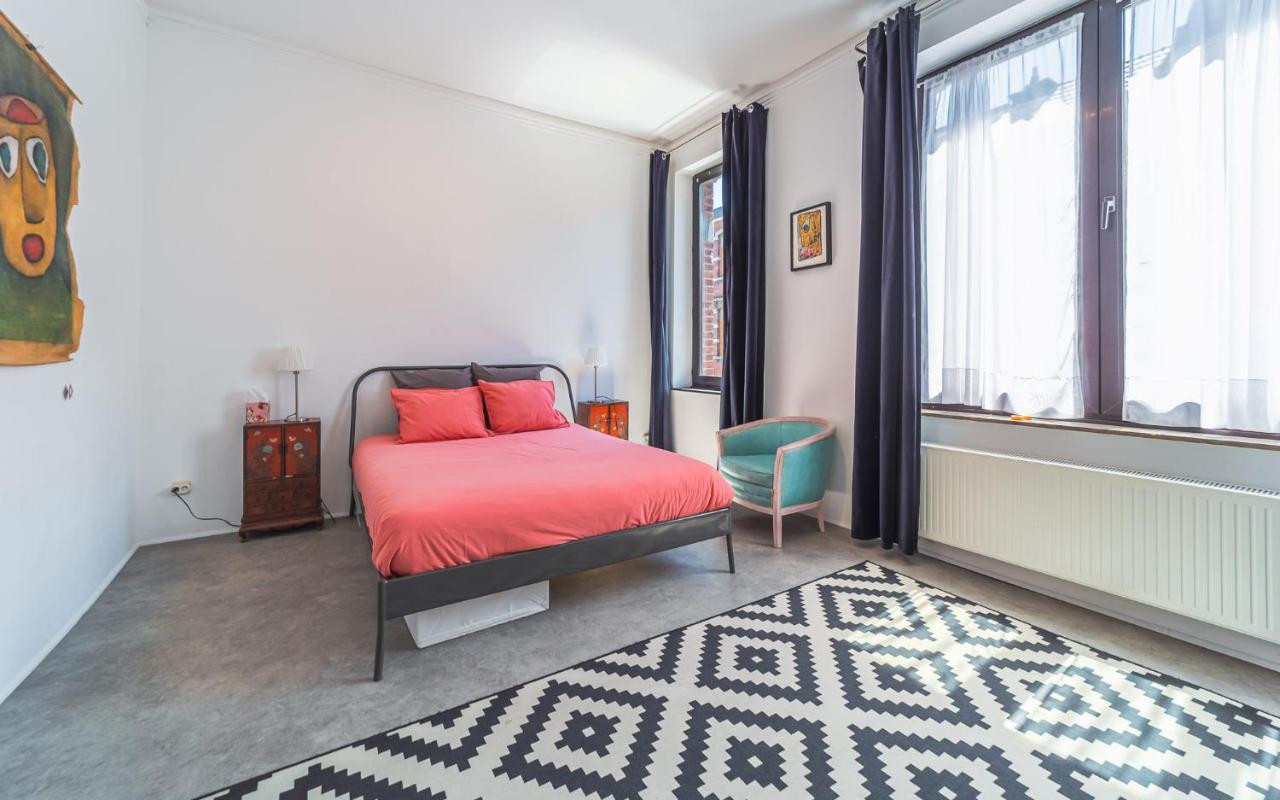 Lyves Apartment Liege Bagian luar foto