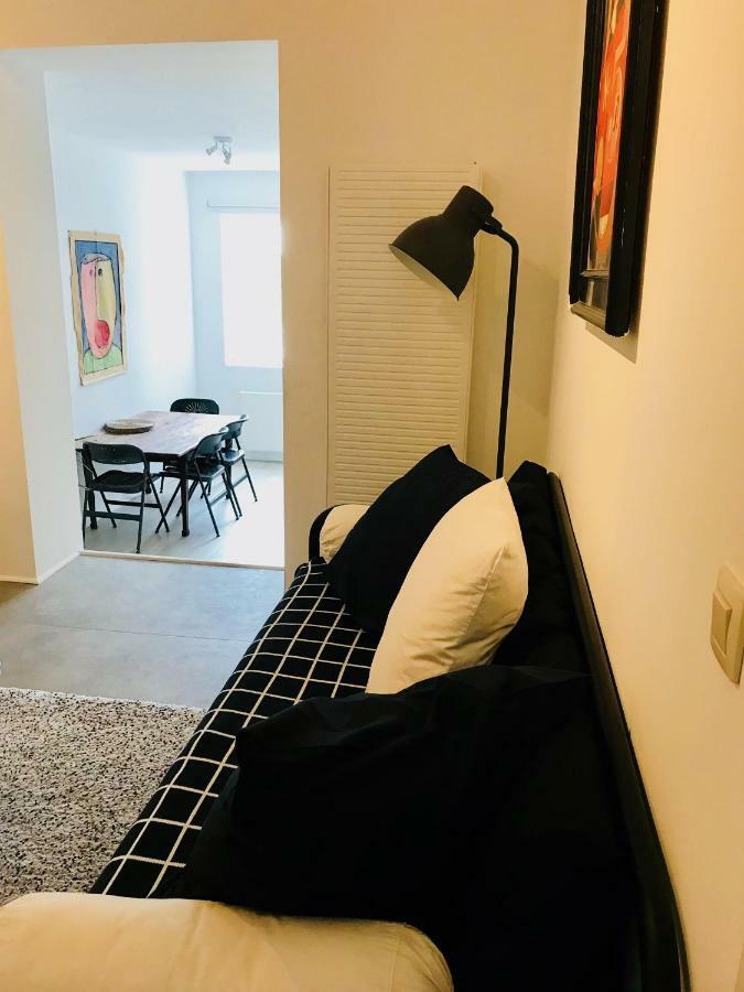 Lyves Apartment Liege Bagian luar foto